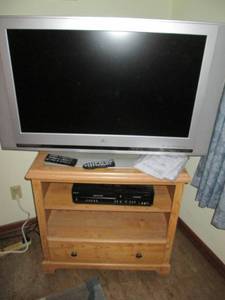 Zenith 37 TV with DVD recorder  p...