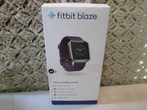 Fitbit Blaze Smart Fitness Watch  E...