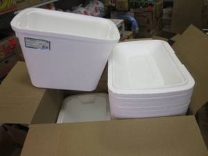 Case of 12 28 quart Foam Coolers wi...