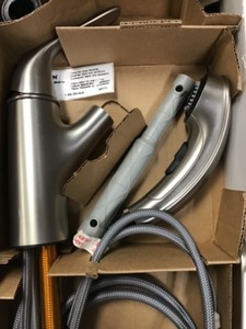 lot 43 image: Moen Brecklyn Single-Handle Pull-Out Sprayer Kitchen Faucet with Power Clean in Spot Resist Stainless