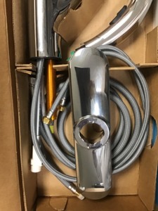lot 59 image: Moen Brecklyn Single-Handle Pull-Out Sprayer Kitchen Faucet with Power Clean in Chrome