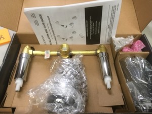 lot 147 image: Aragon 2-Handle 1-Spray Tub and Shower Faucet in Chrome (Valve Included)