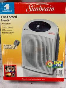lot 5 image: Sunbeam Fan Forced Air Heater wSafety Settings