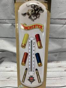 lot 6 image: Winchester IndoorOutdoor Thermometer 17