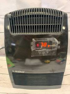 lot 34 image: Lasko Digital Space Heater