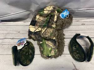 lot 79 image: New Camo Bomber Fur Hat & 2 Camo Ear Bands