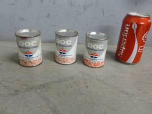 lot 38 image: Vintage Oil Cans