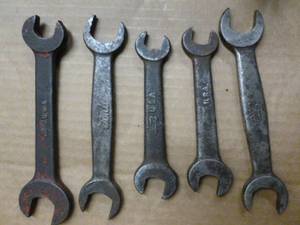 lot 135 image: Vintage Ford Wrenches