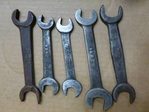 lot 137 image: Vintage Ford Wrenches