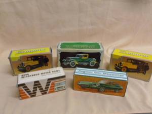 lot 153 image: Collectible