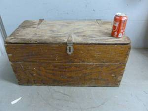 lot 167 image: Vintage Carpenters Trunk