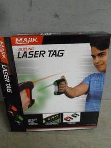 lot 175 image: New Laser Tag Toy