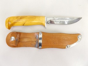 lot 9 image: Vintage Finland Kauhava Knife and Leather Sheath