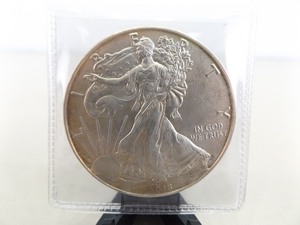 lot 96 image: 2018 Silver Eagle - 1 Troy Ounce .999 Silver 