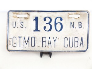 lot 21 image: RARE 1940s-1950s Guantanamo Bay Cuba Transition License Plate