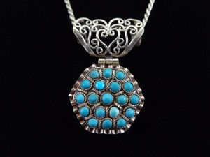 lot 57 image: .925 Sterling Silver Aztec Turquoise Pendant Necklace