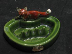 lot 33 image: Rosemeade Fox Ashtray