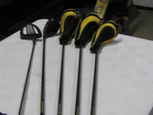 lot 46 image: Warrior Golf Clubs