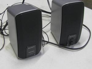 lot 48 image: Sony Mega Bass Speakers