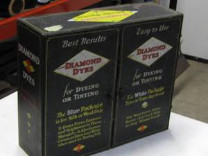 lot 50 image: Diamond Dye Cabinet