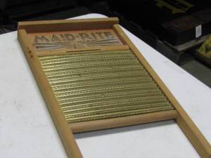 lot 54 image: Vintage Brass Wash Board