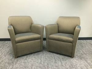 lot 13 image: Pair High Quality Heavy Duty Hardwood Framed Contemporary Reception Guest Lounge Chairs With Extra Thick Seat - Excellent Condition