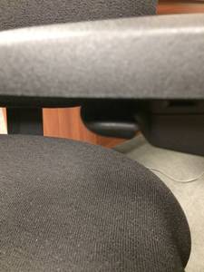 lot 82 image: WOWOW MSRP $1000 Neutral Posture Inc&nbsp8000 Ergonomic Multi-Function Office Chair - Excellent Condition