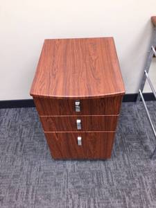 lot 23 image: Cherry Finish 3 Drawer Rolling File Cabinet - Excellent Condition