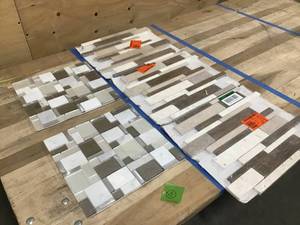lot 10 image: Lot of 2 different style of tile