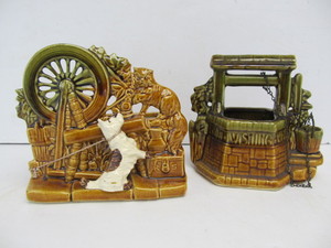 lot 33 image: 2 Vintage Signed McCoy Pottery Planters