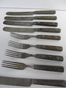 lot 38 image: Unusual Antique 1880s Landers, Frary, Clark Flatware w Clover Inlay