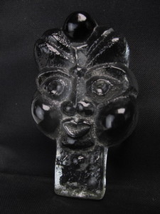 lot 112 image: Vintage Modernist Crystal Face Paperweight