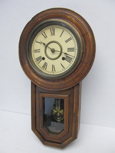 lot 125 image: Antique Regulator Wall Clock wPendulum & Key