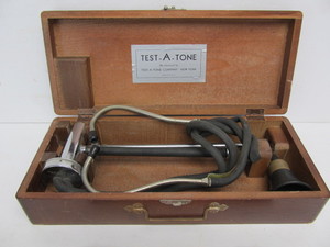lot 127 image: Vintage TEST-A-TONE Engineers Stethoscope