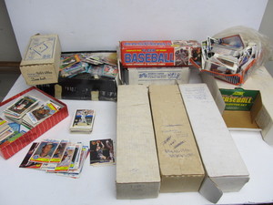 lot 166 image: Large Lot of Assorted 80s-90s Sports Cards