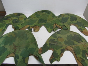 lot 168 image: 5 Original Vietnam War Camouflage Helmet Covers