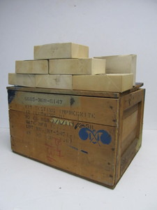 lot 180 image: NOS Original Korean War US Military Impregnite Field Test Kits