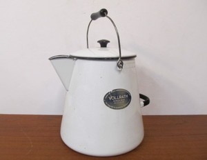 lot 233 image: Nice Vintage VOLLRATH Enamelware Coffee Pot wOriginal Label