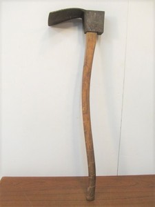 lot 238 image: Old Vintage Adze Axe Tool