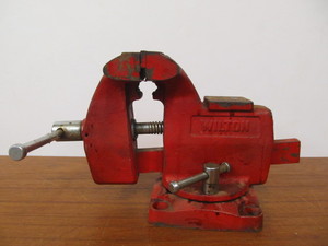 lot 239 image: Vintage WILTON 4 Swivel Vise