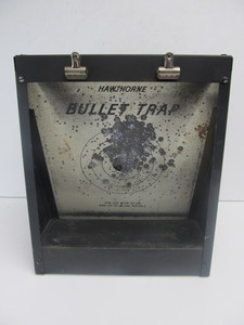 lot 97 image: Vintage Steel HAWTHORNE Shooting Range Bullet Trap Target Box
