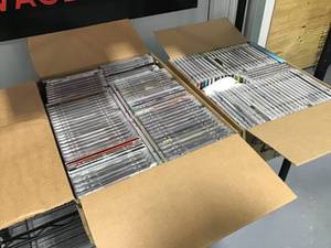 CD Resellers Lot #3 - 280 audio CDs - Popular Music