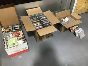 CD Resellers Lot #4 - 360 audio CDs - Popular Music