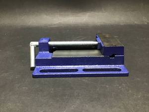 Heavy Duty Small Bench Vise