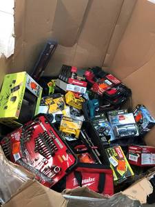 lot 121 image: Gaylord  with big box items from major retailer. They are customer returns. This gaylord includes products with major brands such as Dewalt, Husky Kwikset, Milwaukee,Makita and more RETAIL APROX $3000