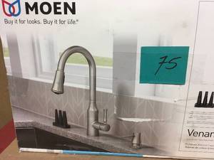 lot 75 image: MOEN Venango Single-Handle Pull-Down Sprayer Kitchen Faucet with Reflex and Power Clean Attachments in Spot Resist Stainless in good condition