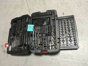 lot 118 image: Husky Mechanics Tool Set (205-Piece) MISSING PCS