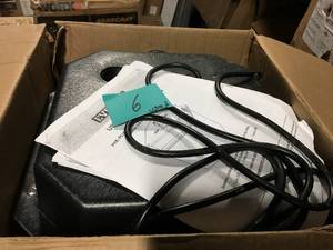lot 6 image: Everbilt 0.25 HP Pre-Plumbed Sink Tray System Sump Pump in good condition