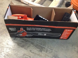 lot 509 image: Echo ES-250 25.4cc Easy Starting Leaf Vacuum Leaf Blower  in good conditions