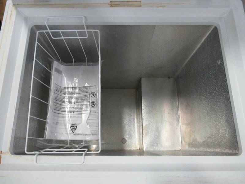 hotpoint chest freezer model hhm5smww